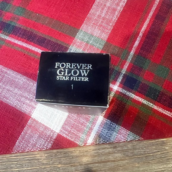 Dior Forever Glow Star Filter Foundation multi use complexion enhancing booster - Picture 3 of 5